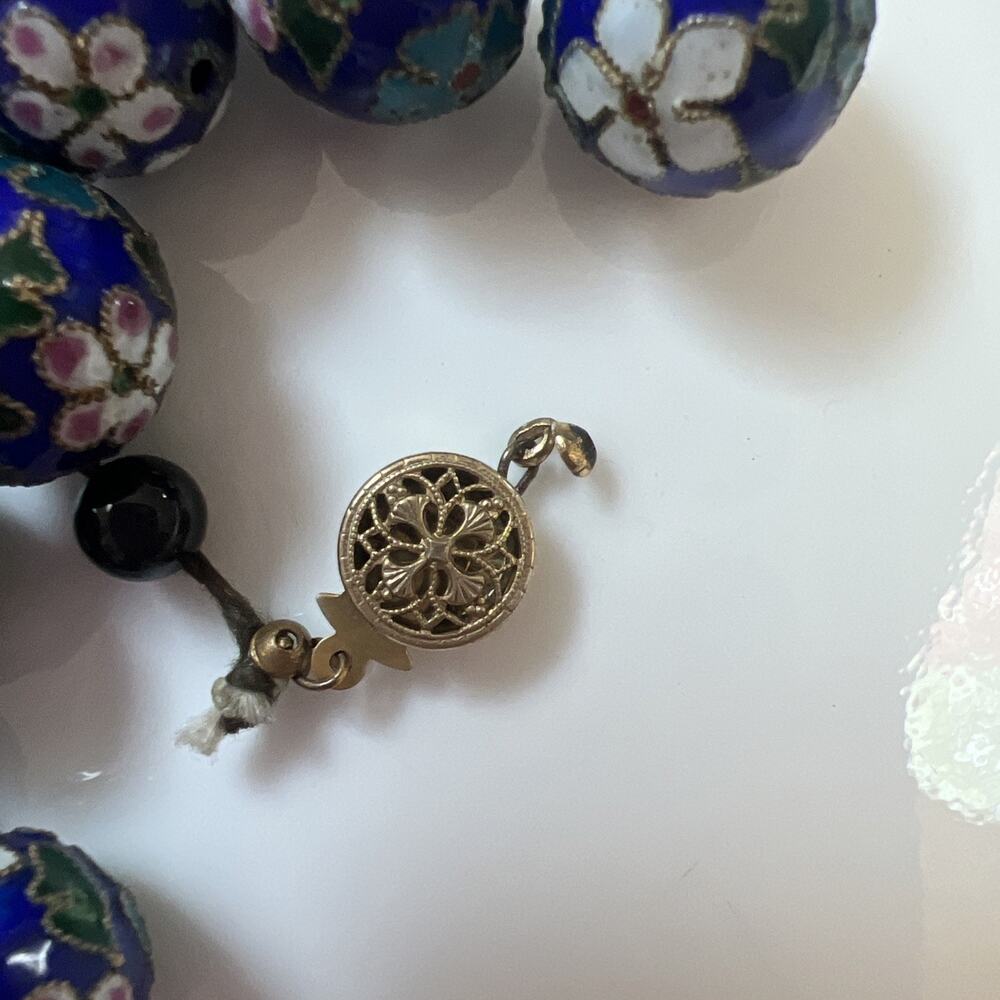 Lot Of 24 Beads Vintage Cloisonné Style Floral 14mm W Sterling Gold Tone Clasp - Picture 4 of 6
